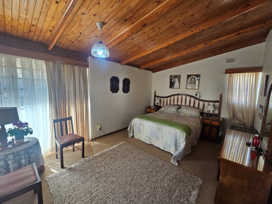 5 Bedroom Property for Sale in Panorama Free State
